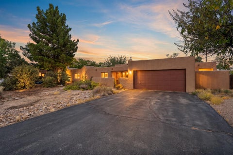 Townhouse For Sale - 312 Horton Lane<br/> Albuquerque, NM 87114