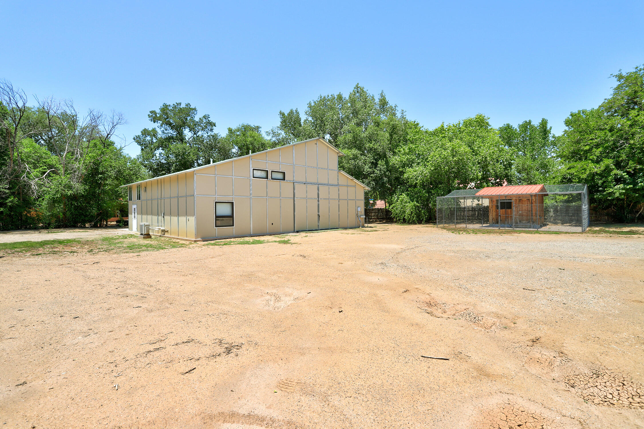 8710 Rio Grande Boulevard, Los Ranchos, New Mexico image 38