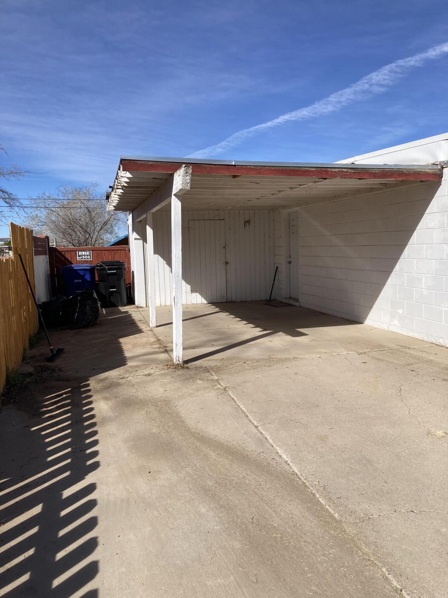 2705 Georgia Street NE