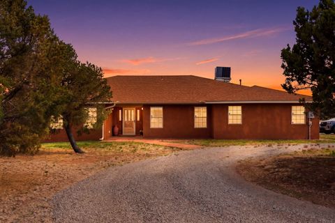 Photo of 2 Autumnwood Court, Edgewood, NM 87015 (MLS # 1102872)