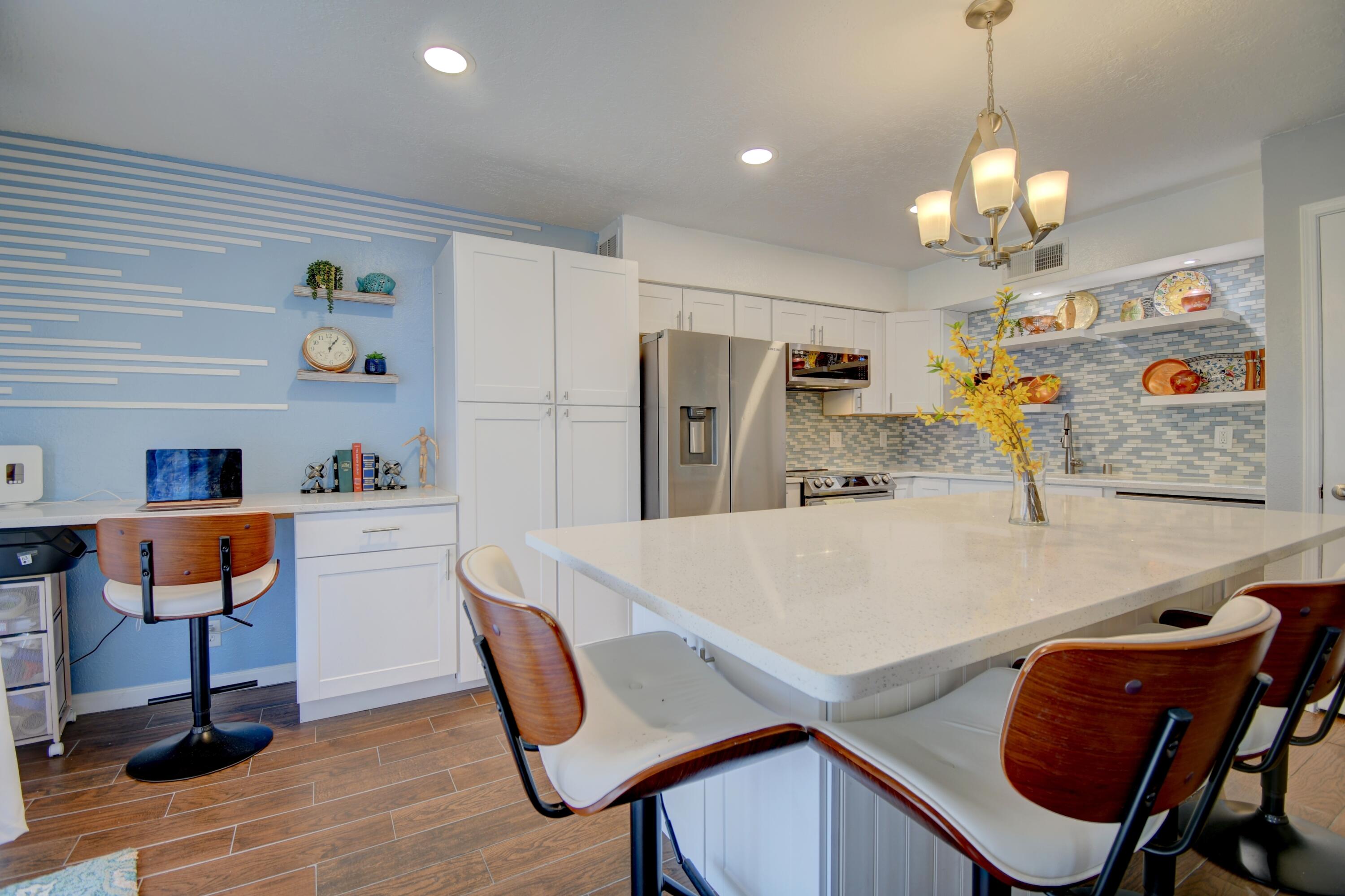 4717 Country Club Lane NW A7