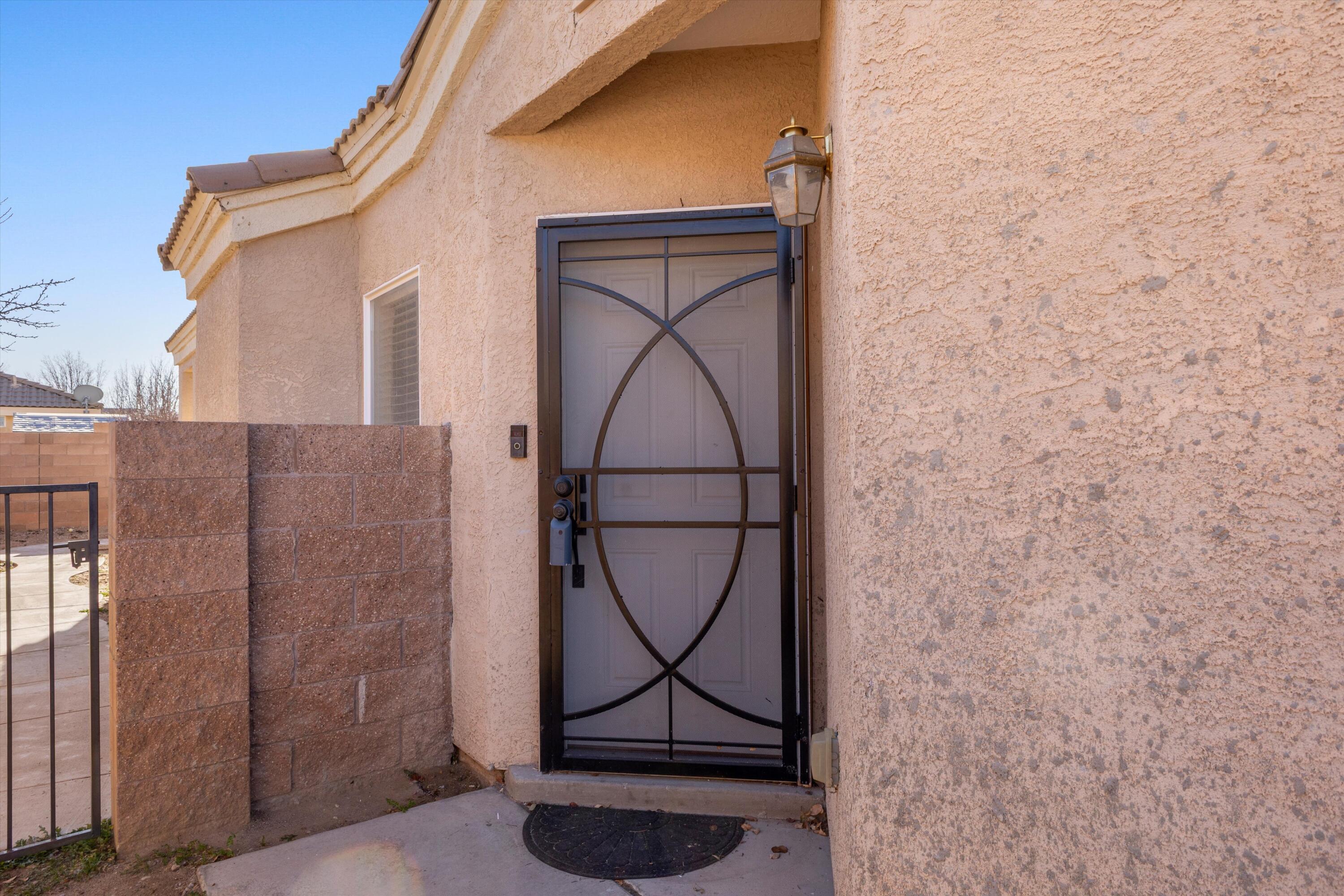 1043 Marapi Street NW