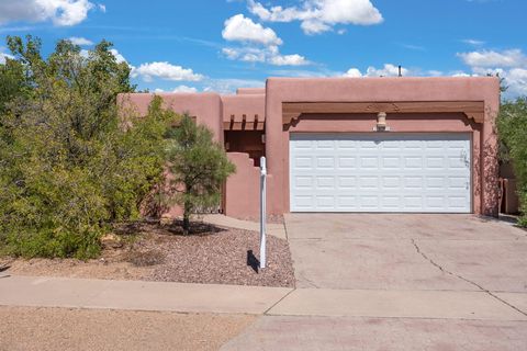 Photo of 7535 VIA TRANQUILO Street SW, Albuquerque, NM 87121 (MLS # 1091960)