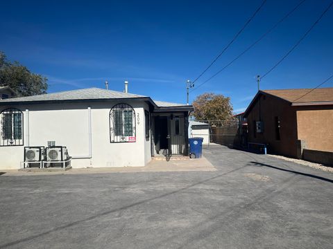 209-211 San Lorenzo Avenue NW Albuquerque NM 87107