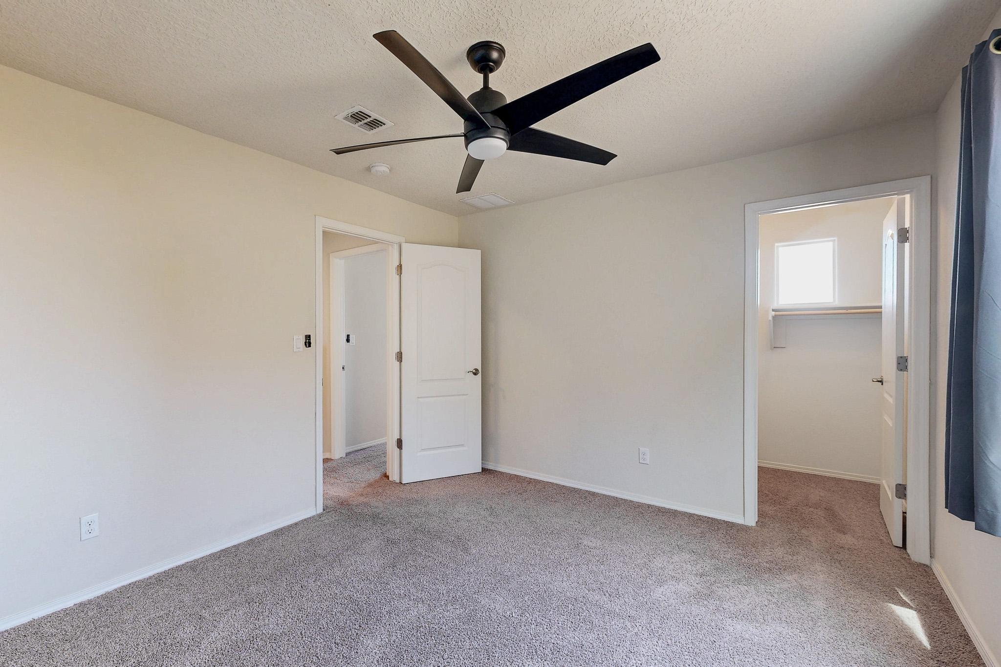 8740 Abierto Vista Circle, Albuquerque, New Mexico image 32