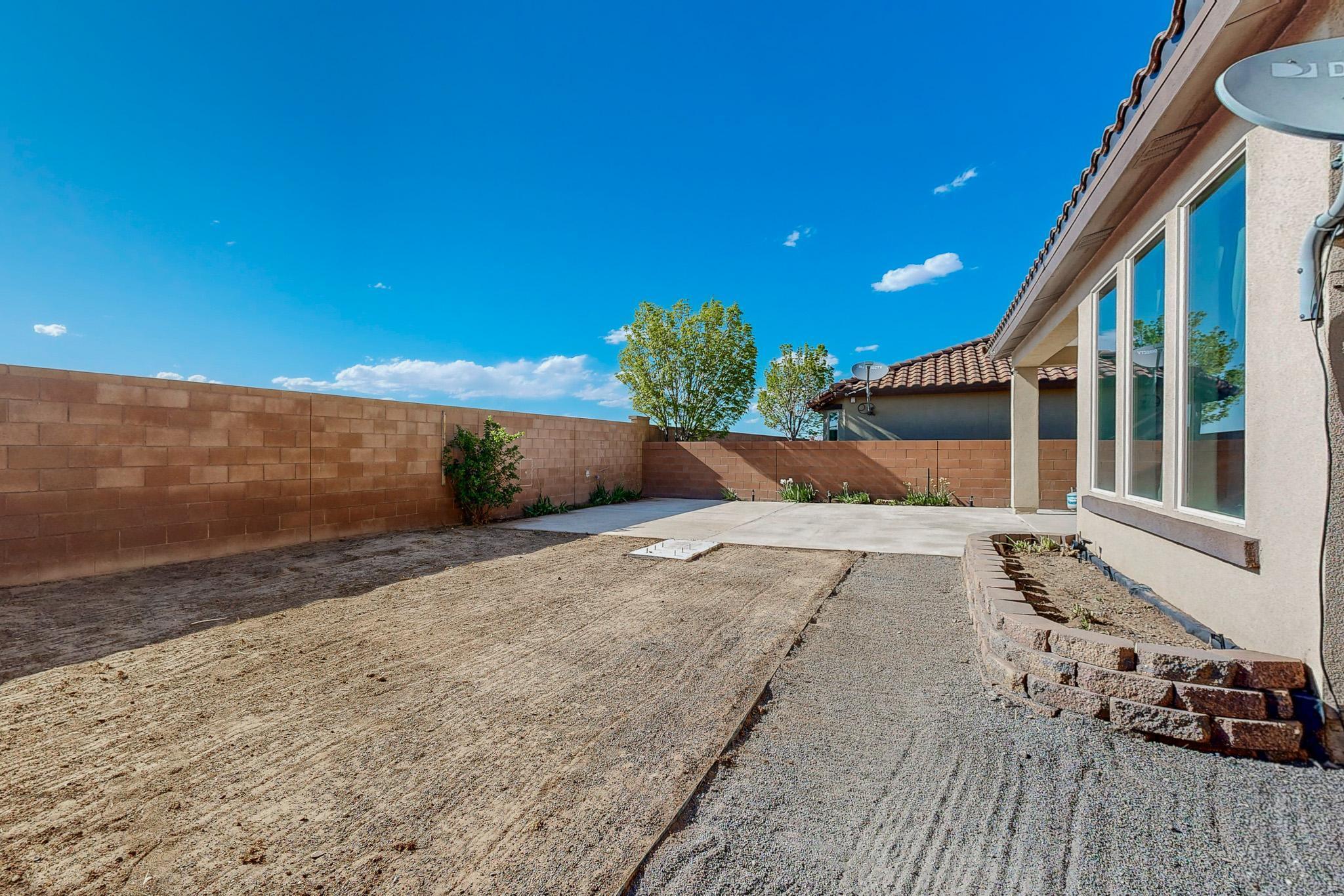 8740 Abierto Vista Circle, Albuquerque, New Mexico image 48