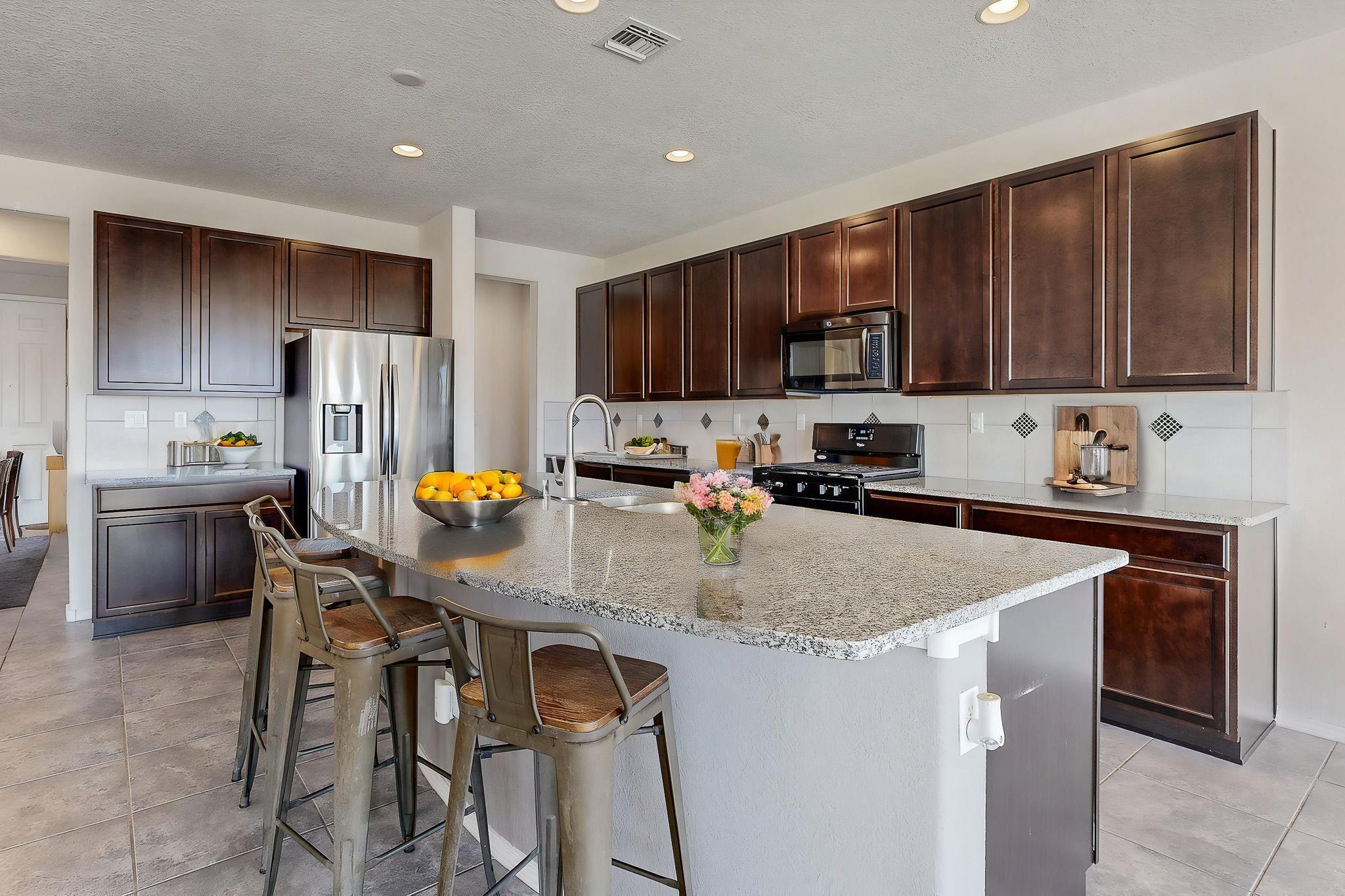 8740 Abierto Vista Circle, Albuquerque, New Mexico image 4