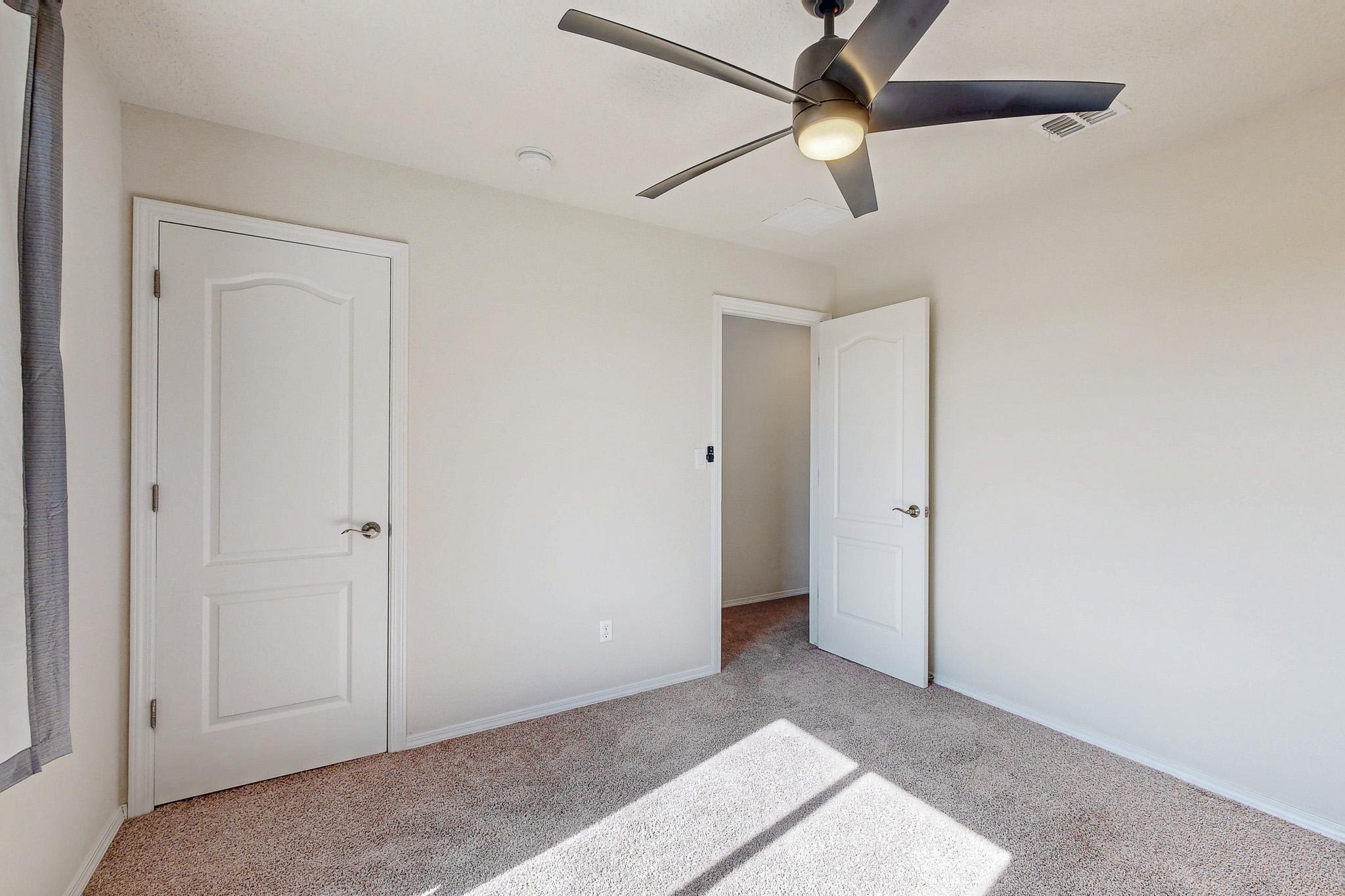 8740 Abierto Vista Circle, Albuquerque, New Mexico image 27