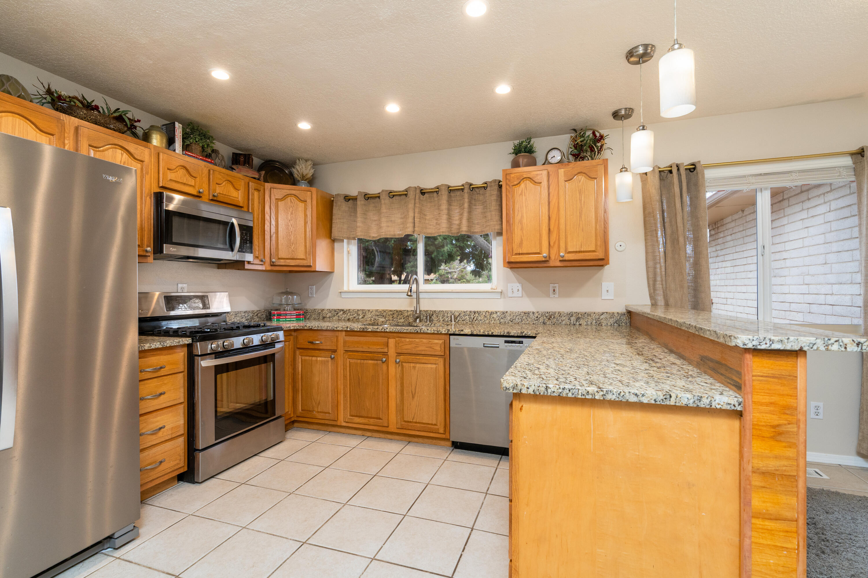 8138 Avenida La Prestina, Albuquerque, New Mexico image 12