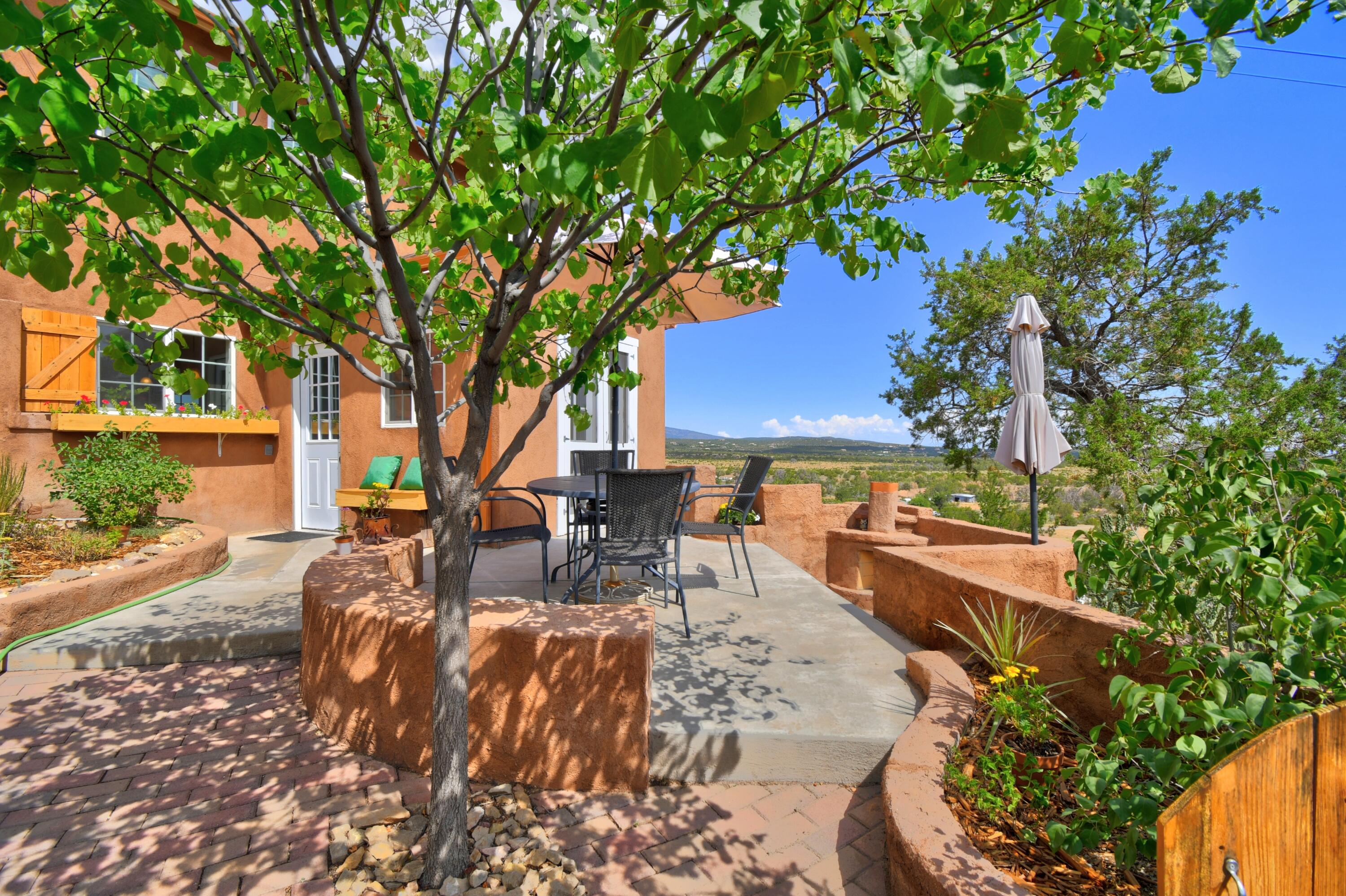 5 Lakeview Circle