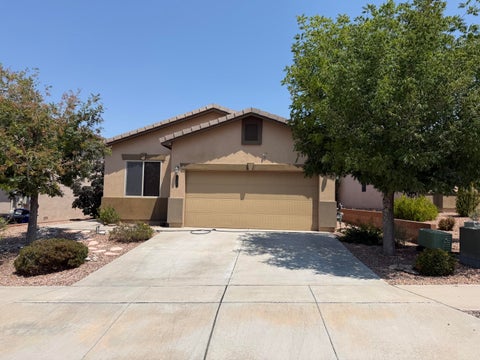 Photo of 11823 Blue Ribbon Road SE, Albuquerque, NM 87123 (MLS # 1108910)