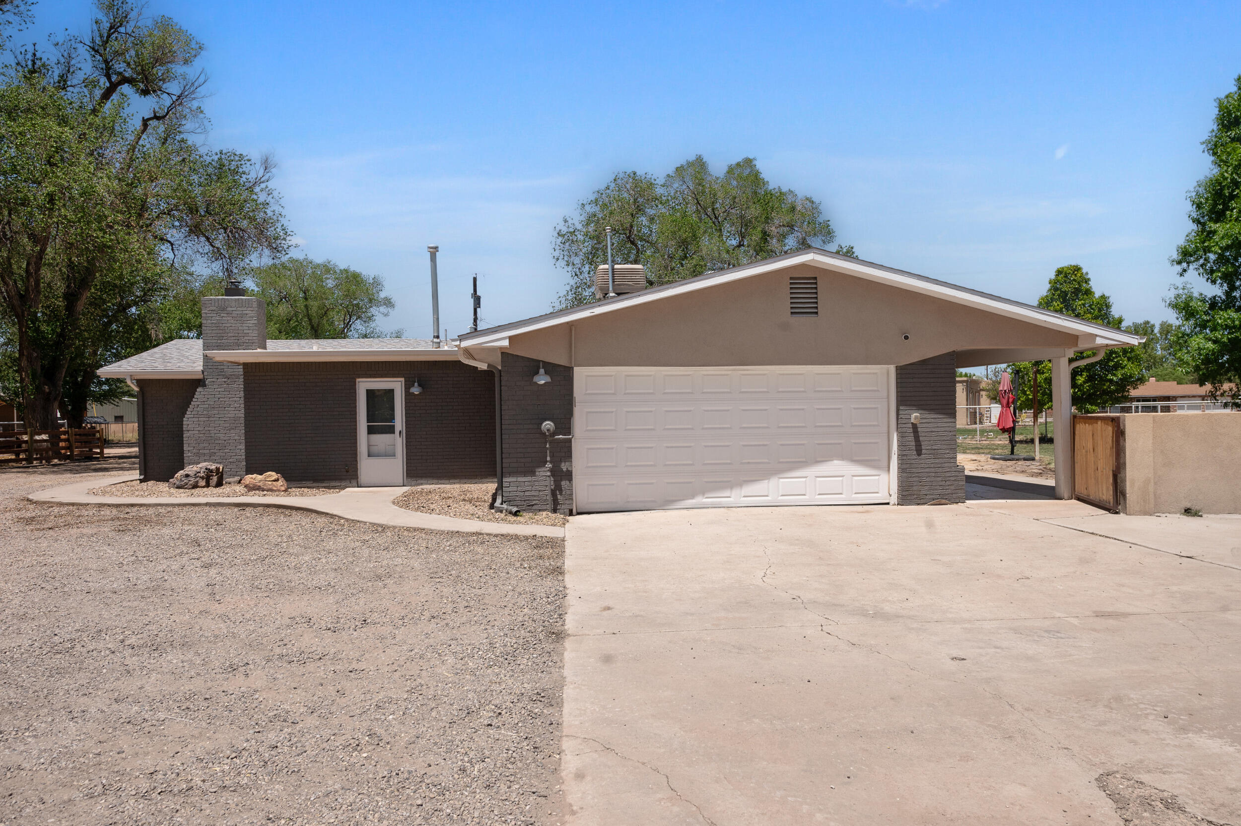 550 Esperanza Drive, Bosque Farms, New Mexico image 4