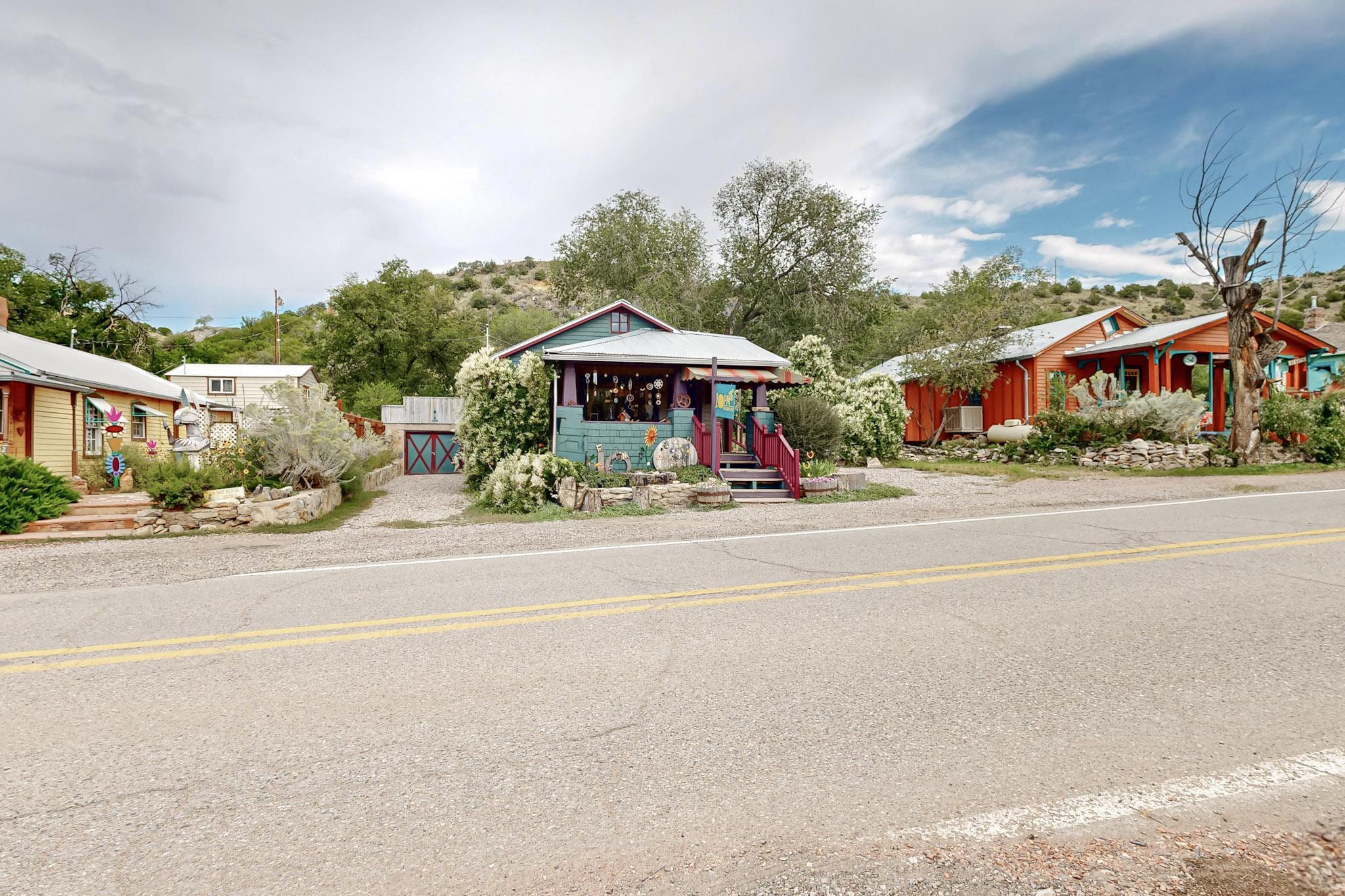 2874 Nm 14, Madrid, New Mexico image 3