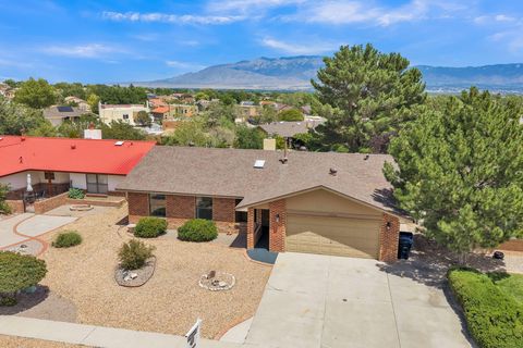 Homes For Sale - 7408 Carson Trail<br/> Albuquerque, NM 87120