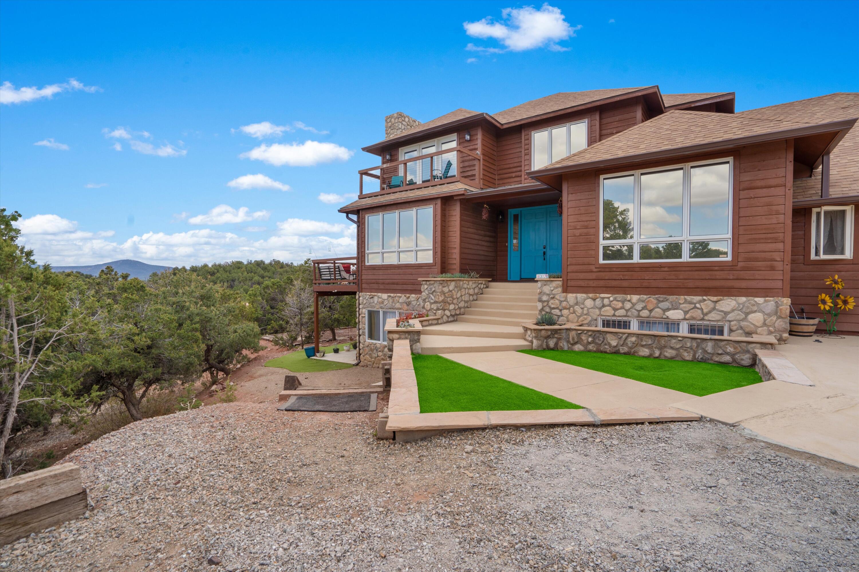 48 Casa Loma Road, Cedar Crest, New Mexico image 1