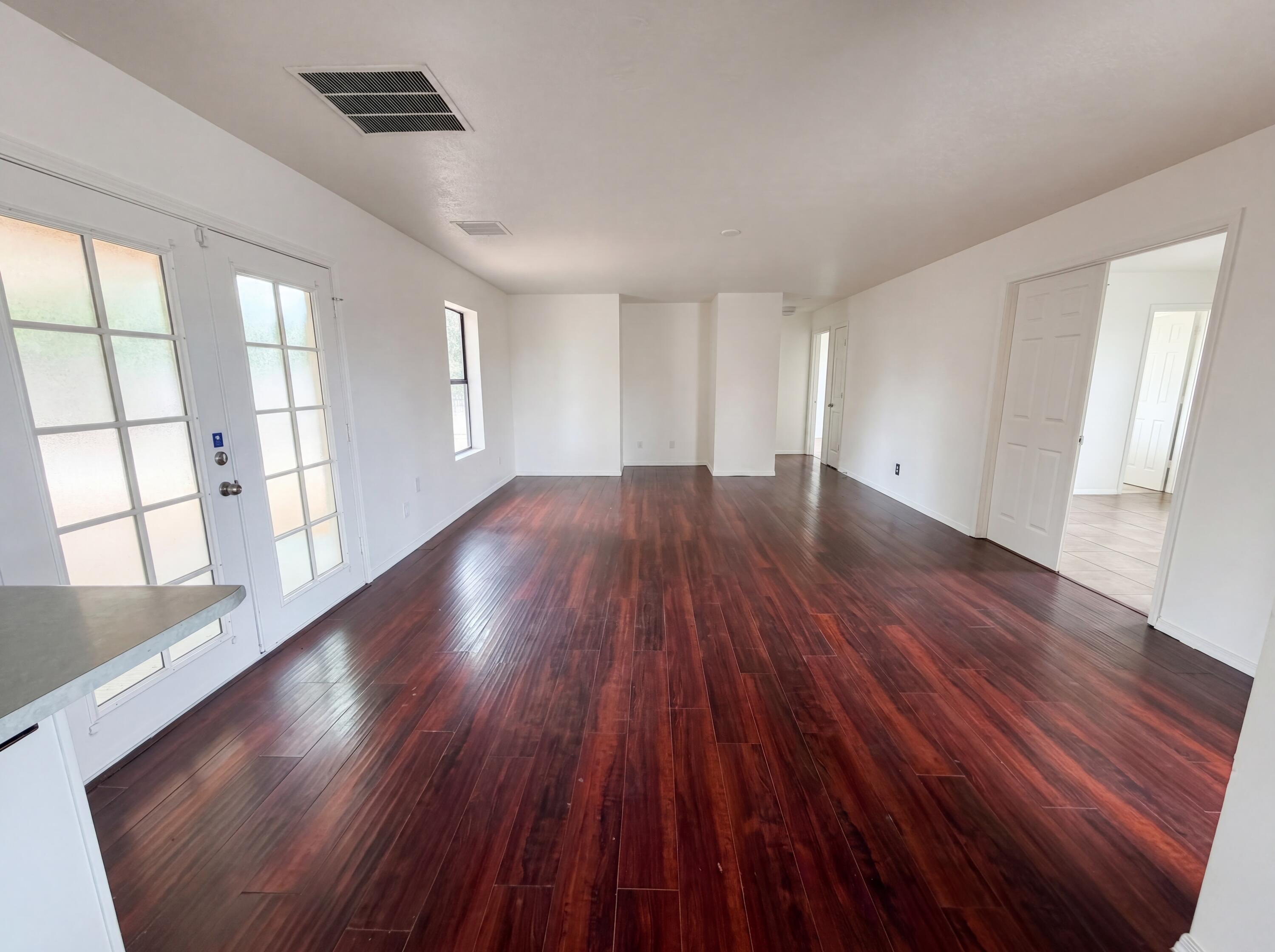 14 Milton Loop