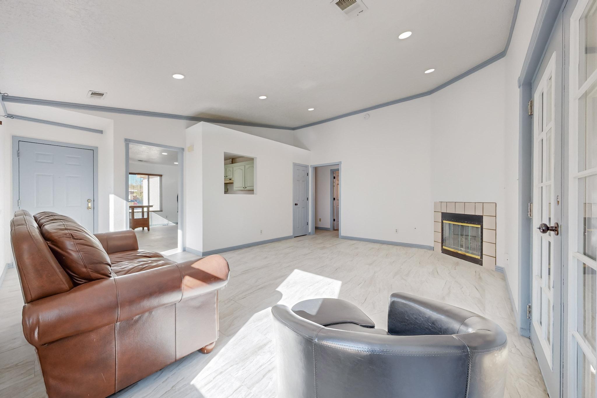 3300 Running Bird Place, Albuquerque, New Mexico image 4