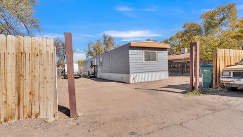 739 Garden Road SW Albuquerque NM 87105