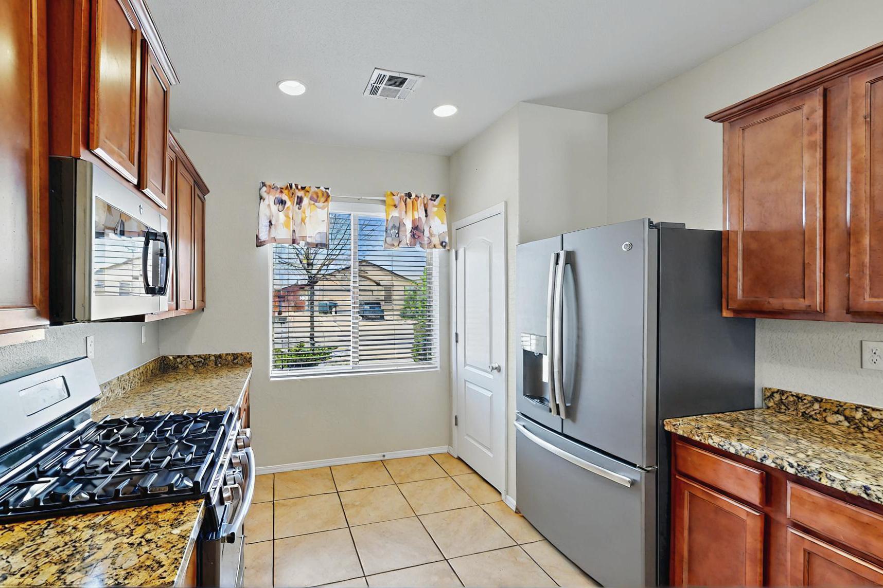 6745 Mountain Hawk Loop, Rio Rancho, New Mexico image 9