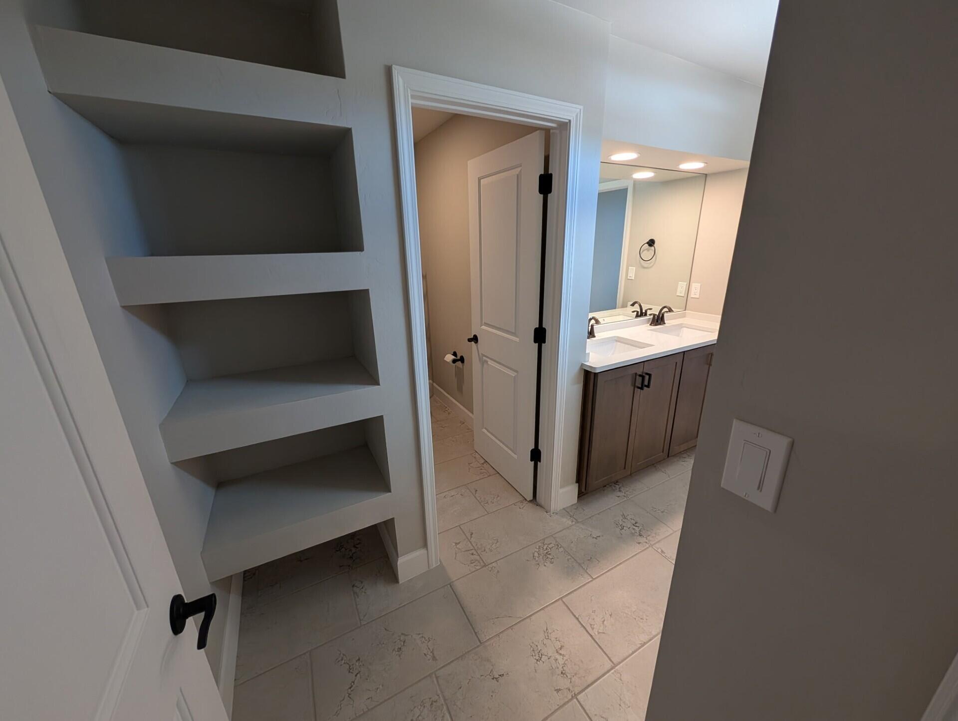 801 Horned Owl Drive, Albuquerque, New Mexico image 12