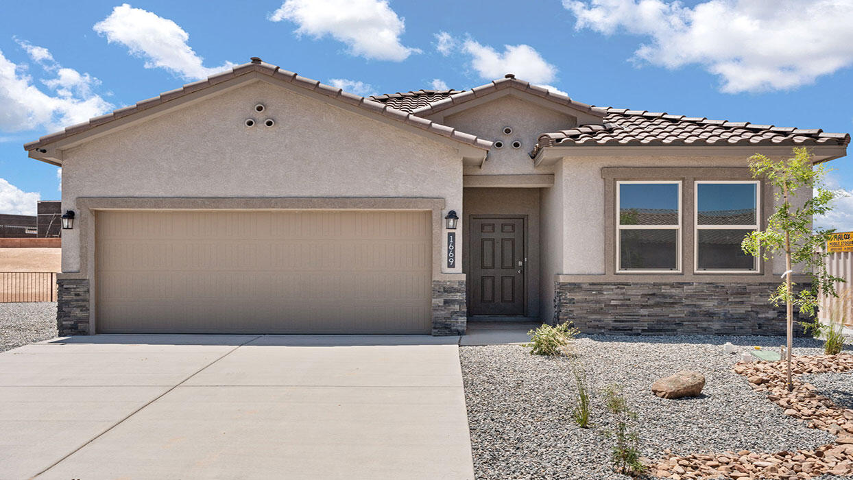 1673 Maggie Court, Rio Rancho, New Mexico image 1