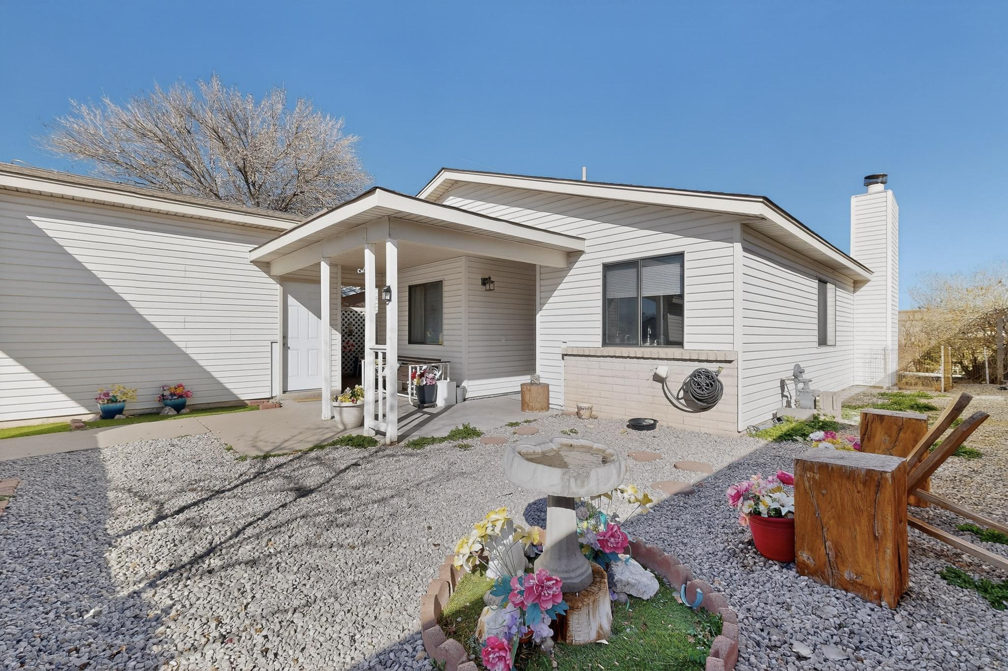 4848 Platinum Loop NE