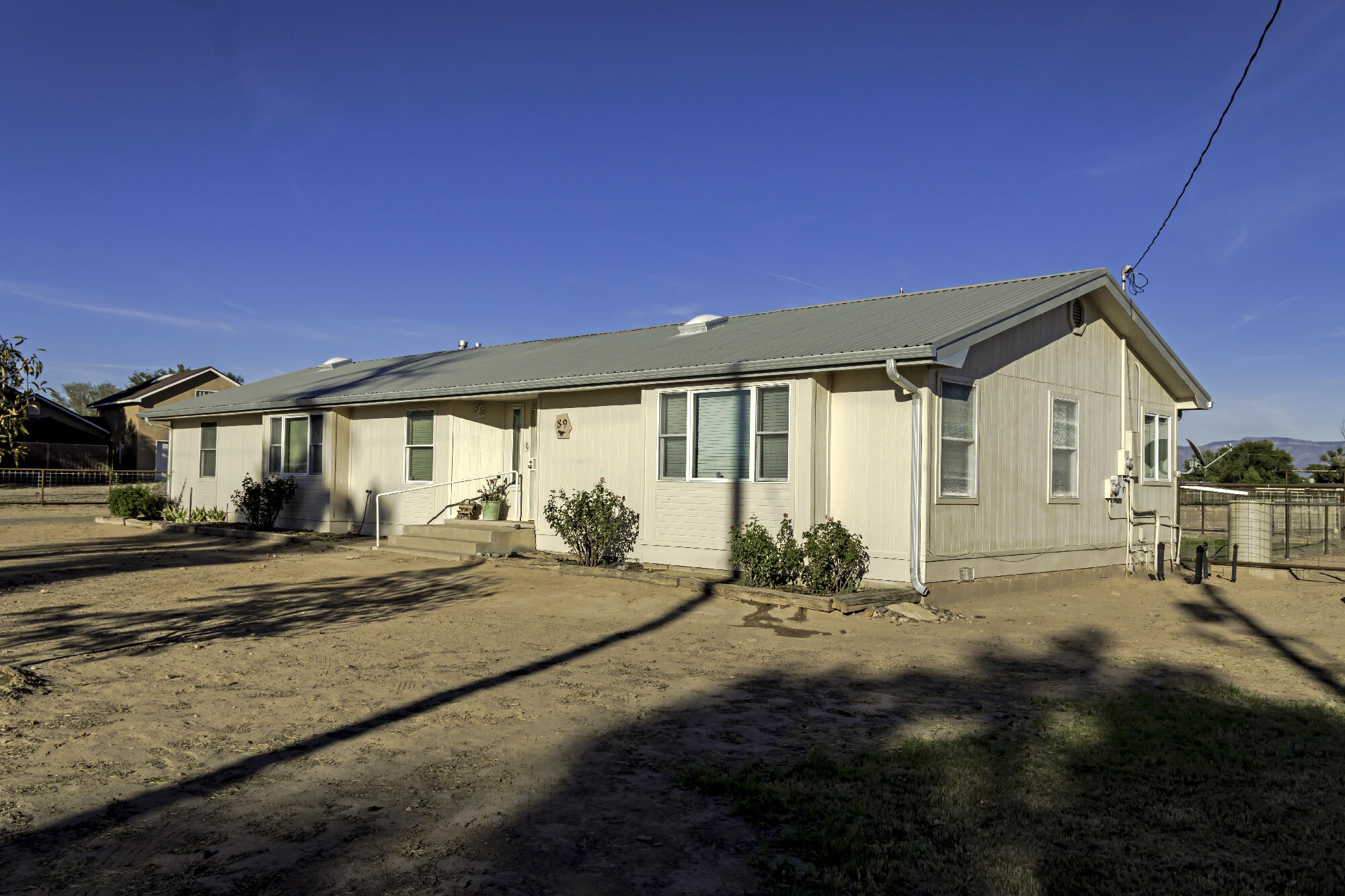 89 Seabell Road, Belen, New Mexico image 1