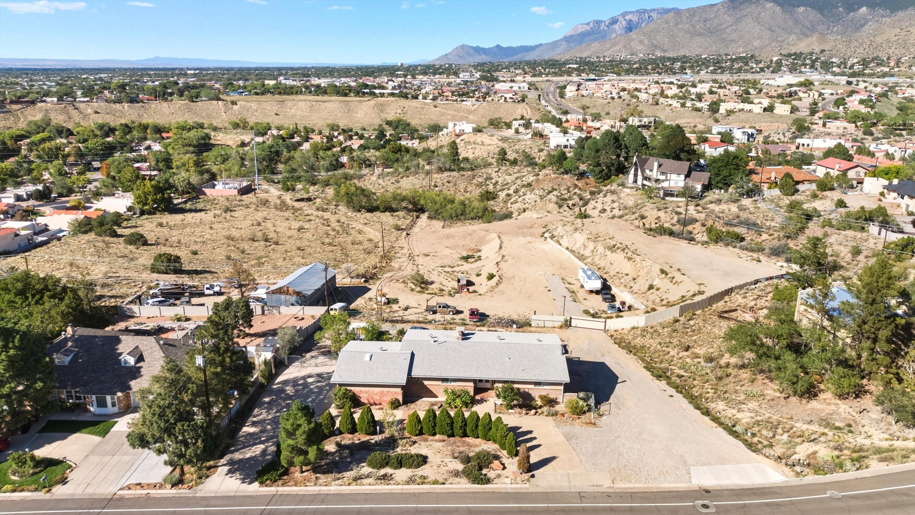 829 STAGECOACH Road SE