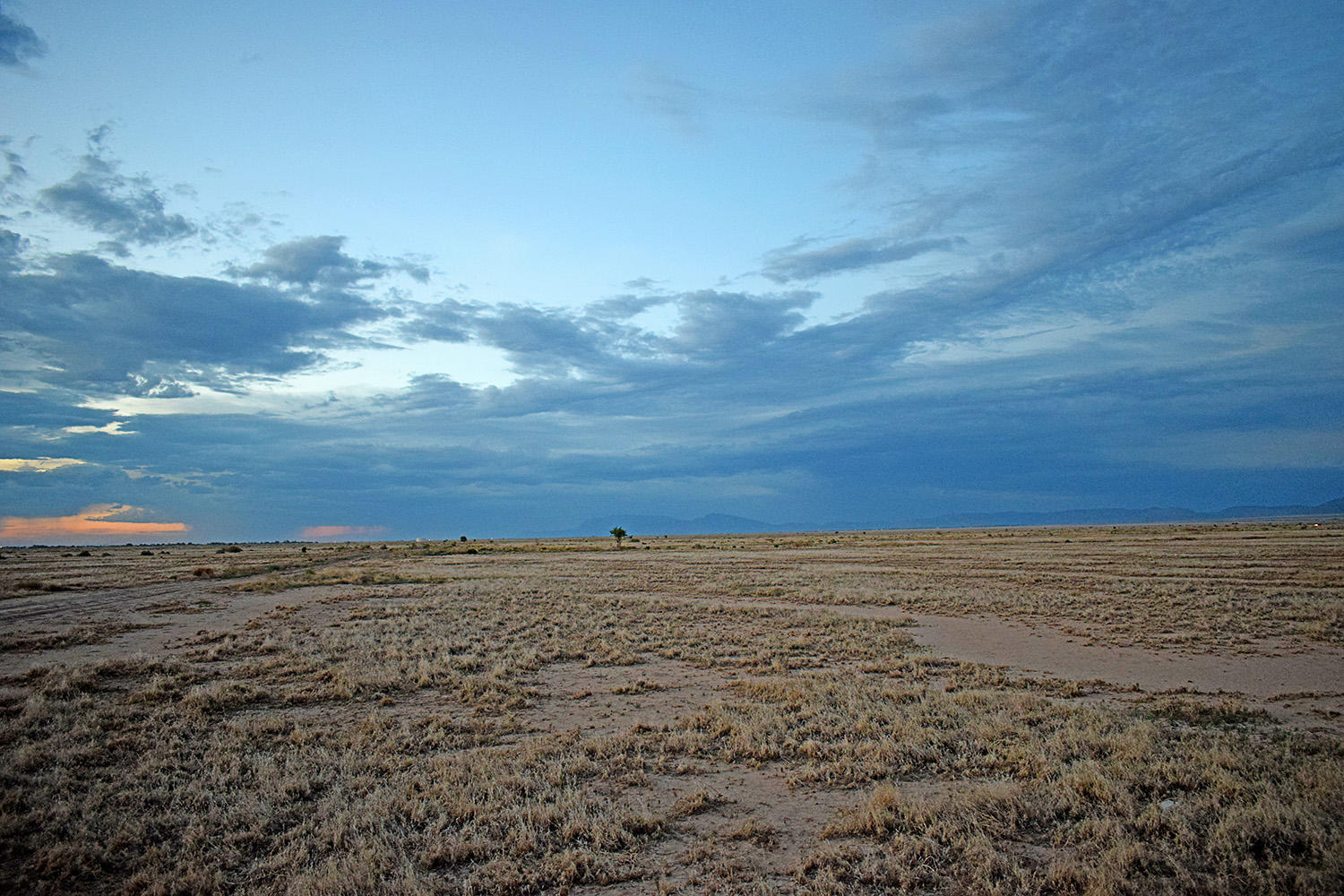 Lot 4 Rio Del Oro #3, Los Lunas, New Mexico image 3