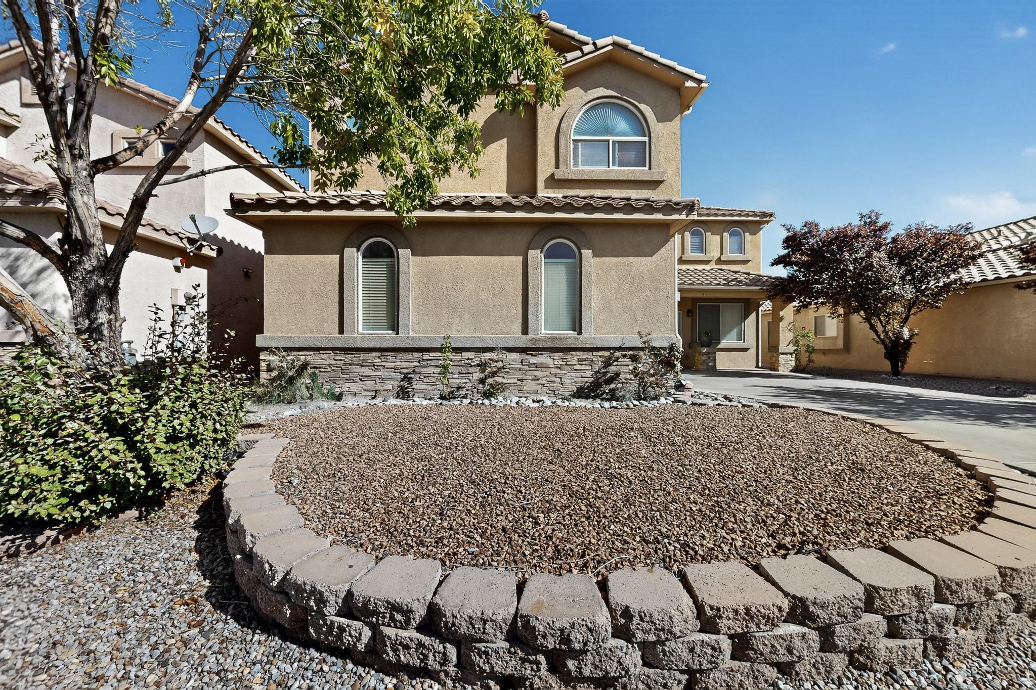 4216 Mesa Rincon Drive NW