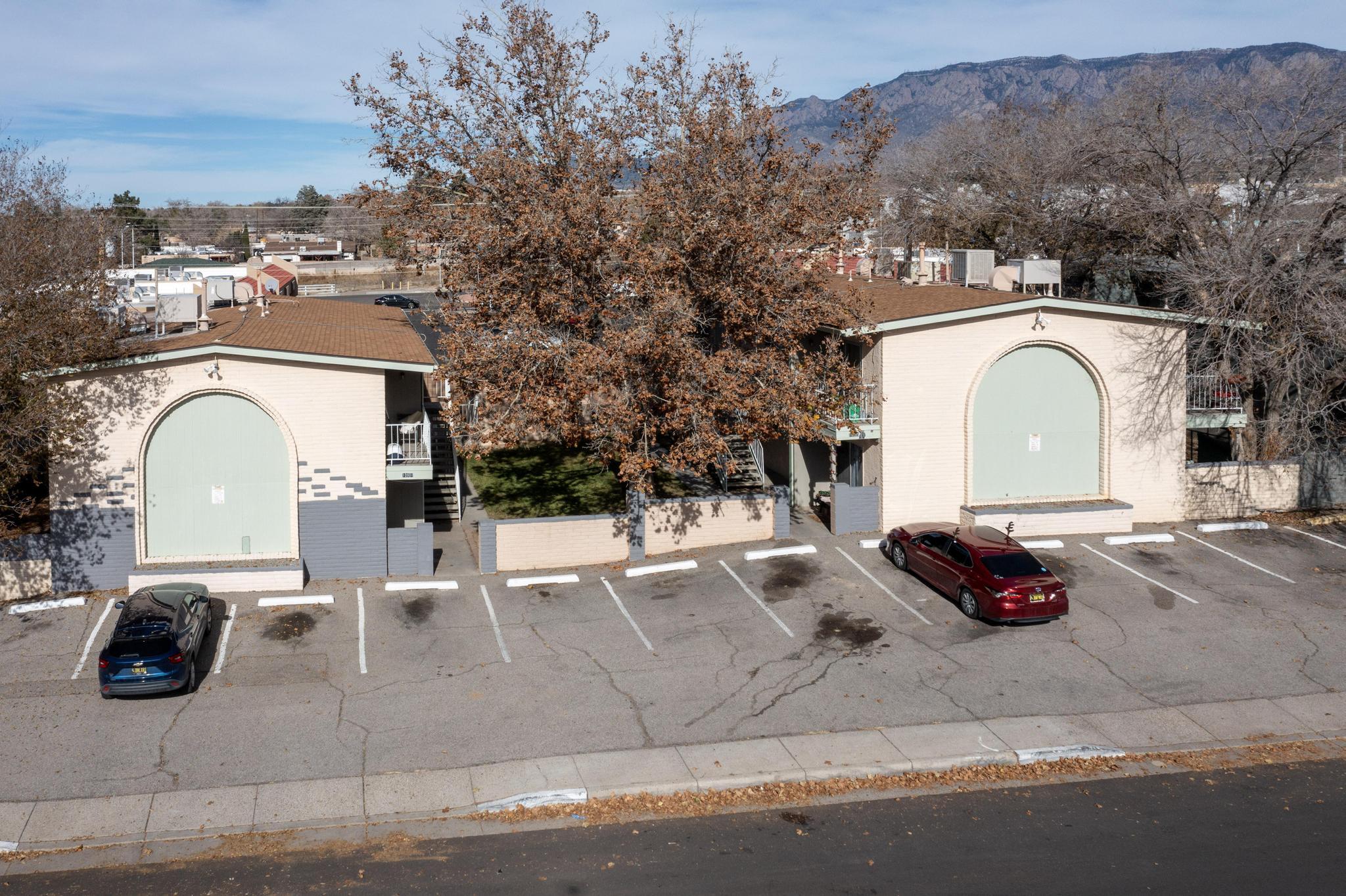 10901 Towner Avenue NE