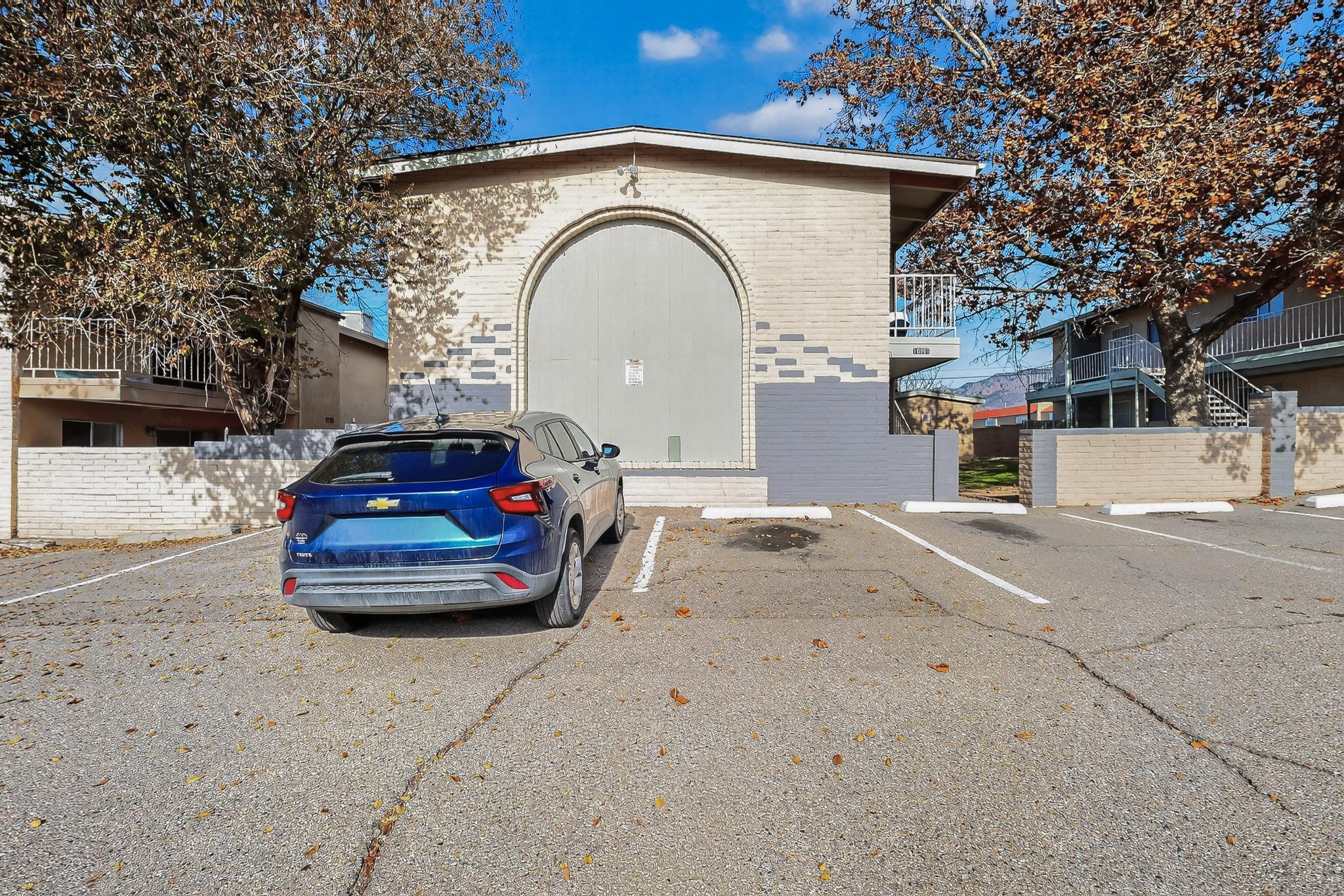 10901 Towner Avenue NE