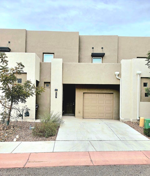 Townhouse For Sale - 267 San Clemente Avenue<br/> Albuquerque, NM 87107