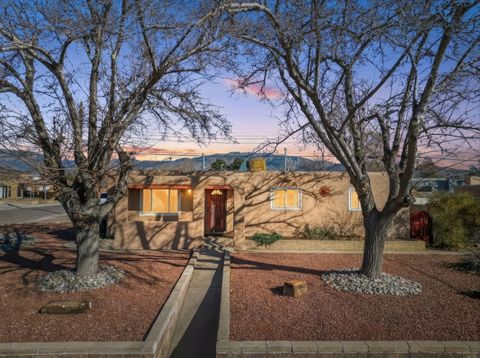 1612 Wisconsin Street NE Albuquerque NM 87110