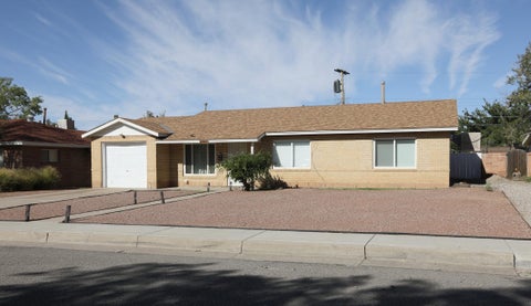 Photo of 2607 General Bradley Street NE, Albuquerque, NM 87112 (MLS # 1111259)