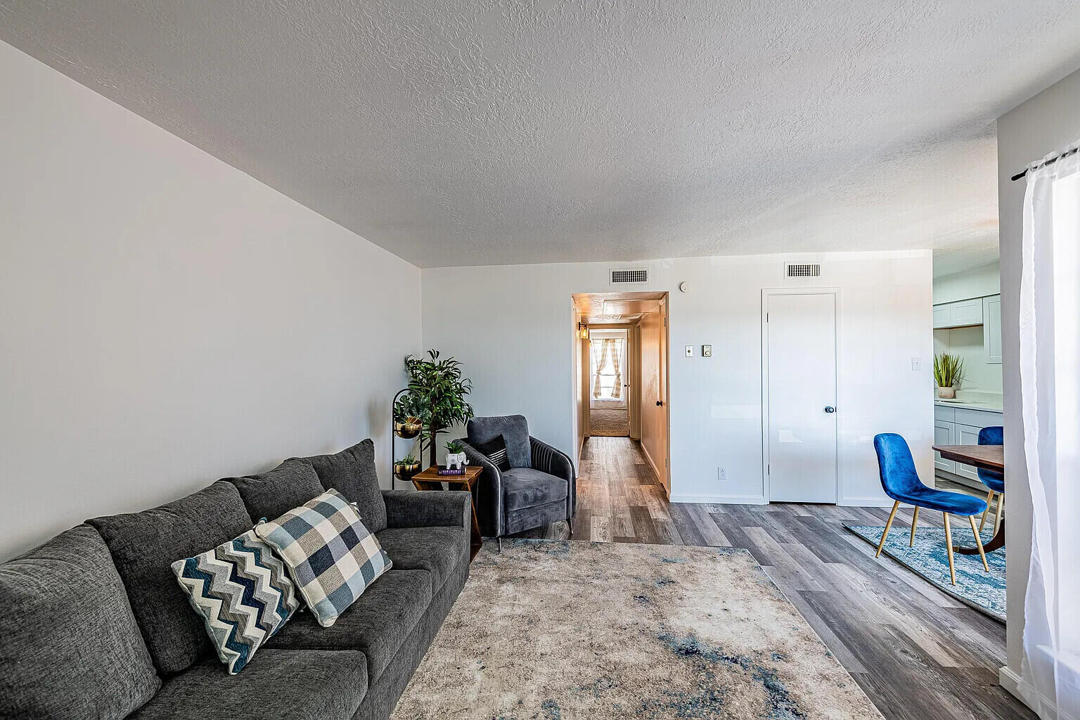 4601 Carlisle Boulevard NE APT A16