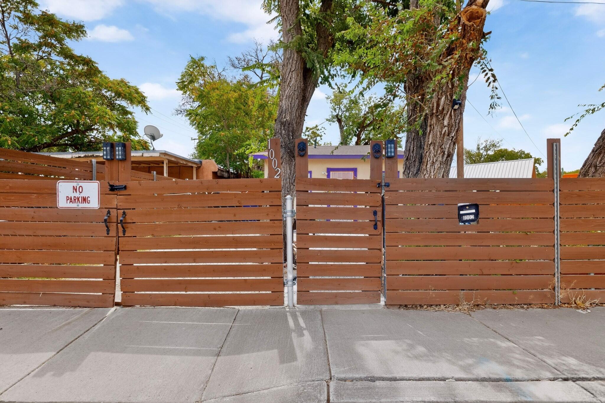 1002 Pacific Avenue SW