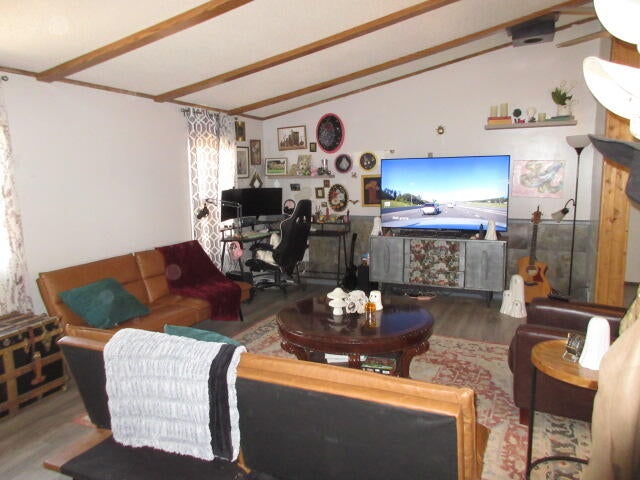 42 El Prado Drive