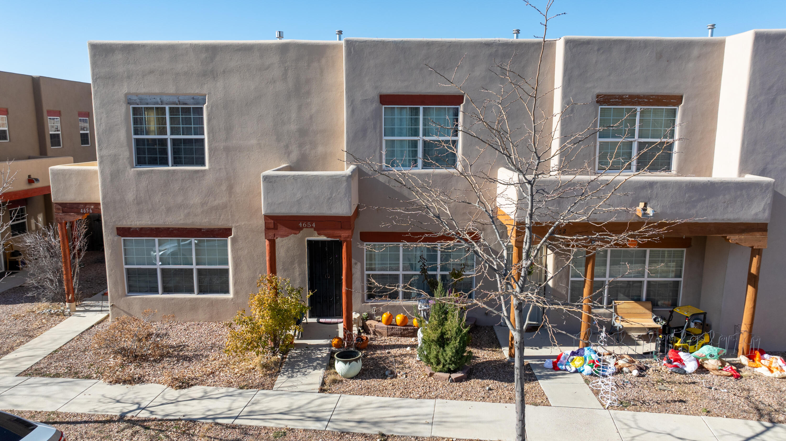 4654 Camino Cuervo, Santa Fe, New Mexico image 1