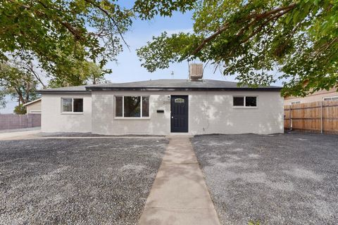 Photo of 2709 Garcia Street NE, Albuquerque, NM 87112 (MLS # 1102048)