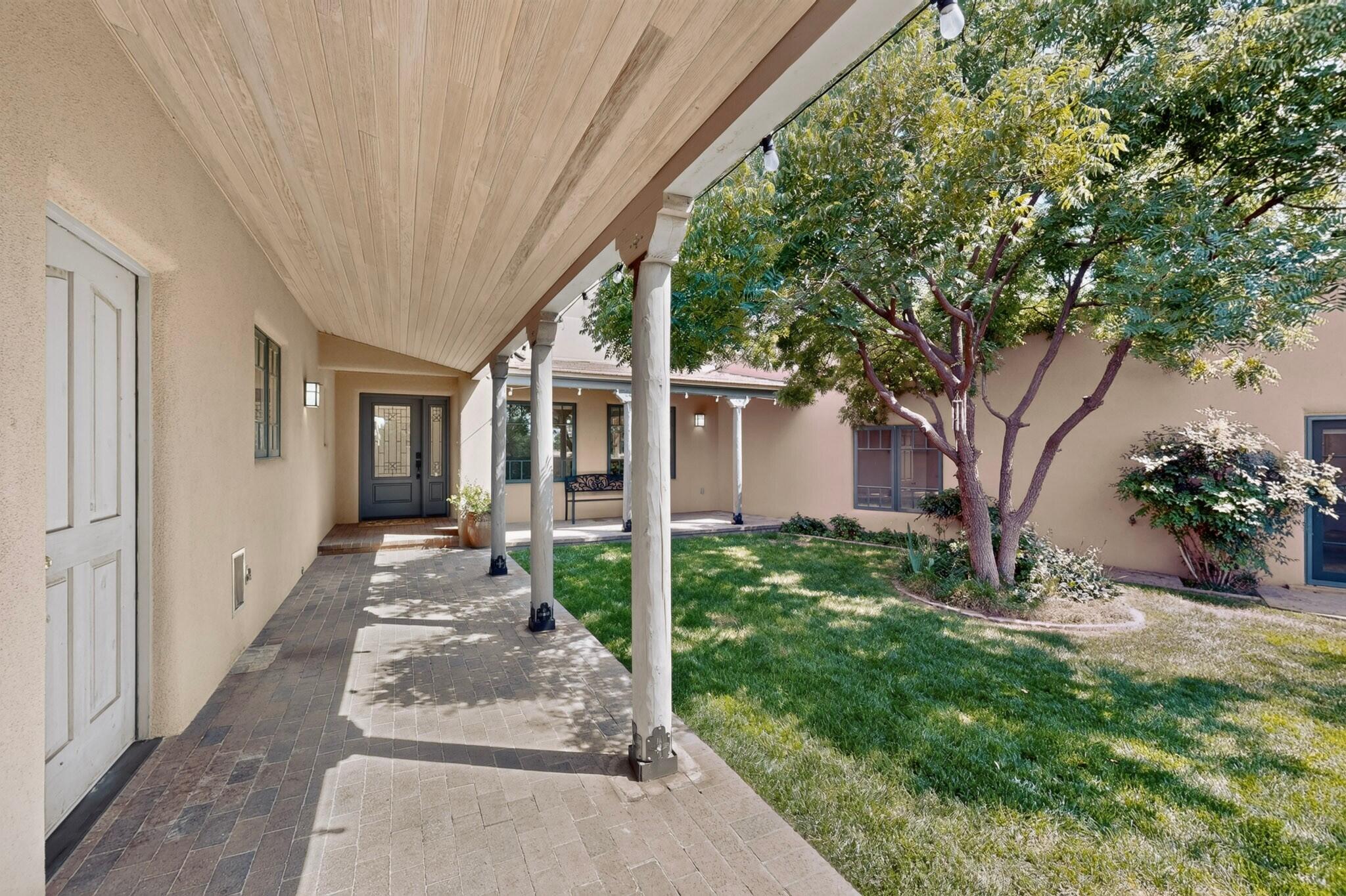 6101 Buffalo Grass Court NE