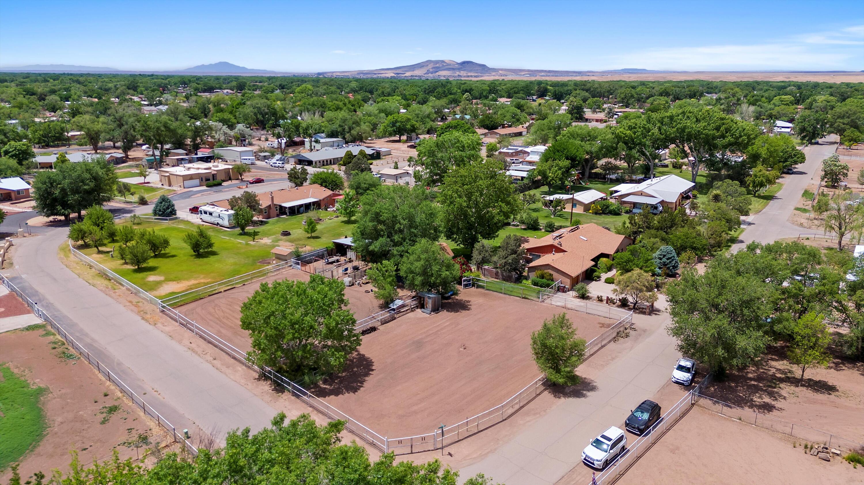 535 La Plata Drive, Bosque Farms, New Mexico image 3