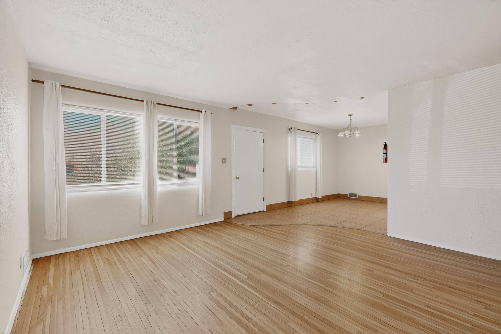 1804 Illinois Street NE