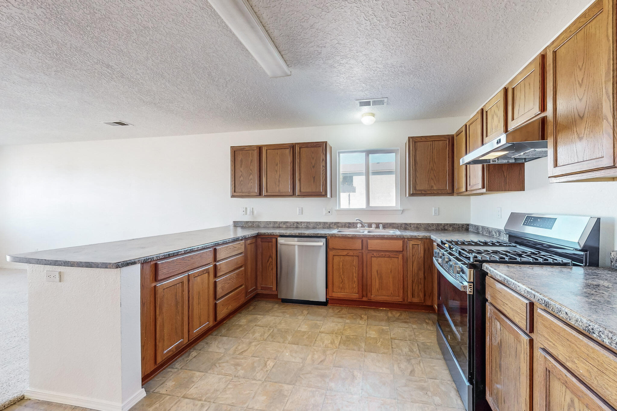 15 Camel Road, Los Lunas, New Mexico image 4