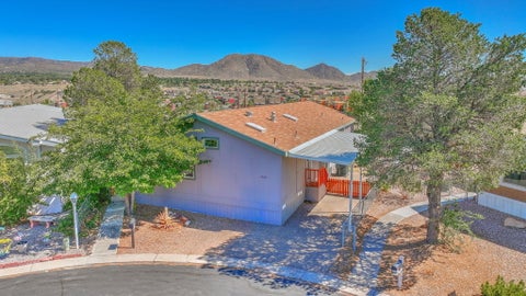 Mobile Home For Sale - 11638 Wild Horse Trail<br/> Albuquerque, NM 87123