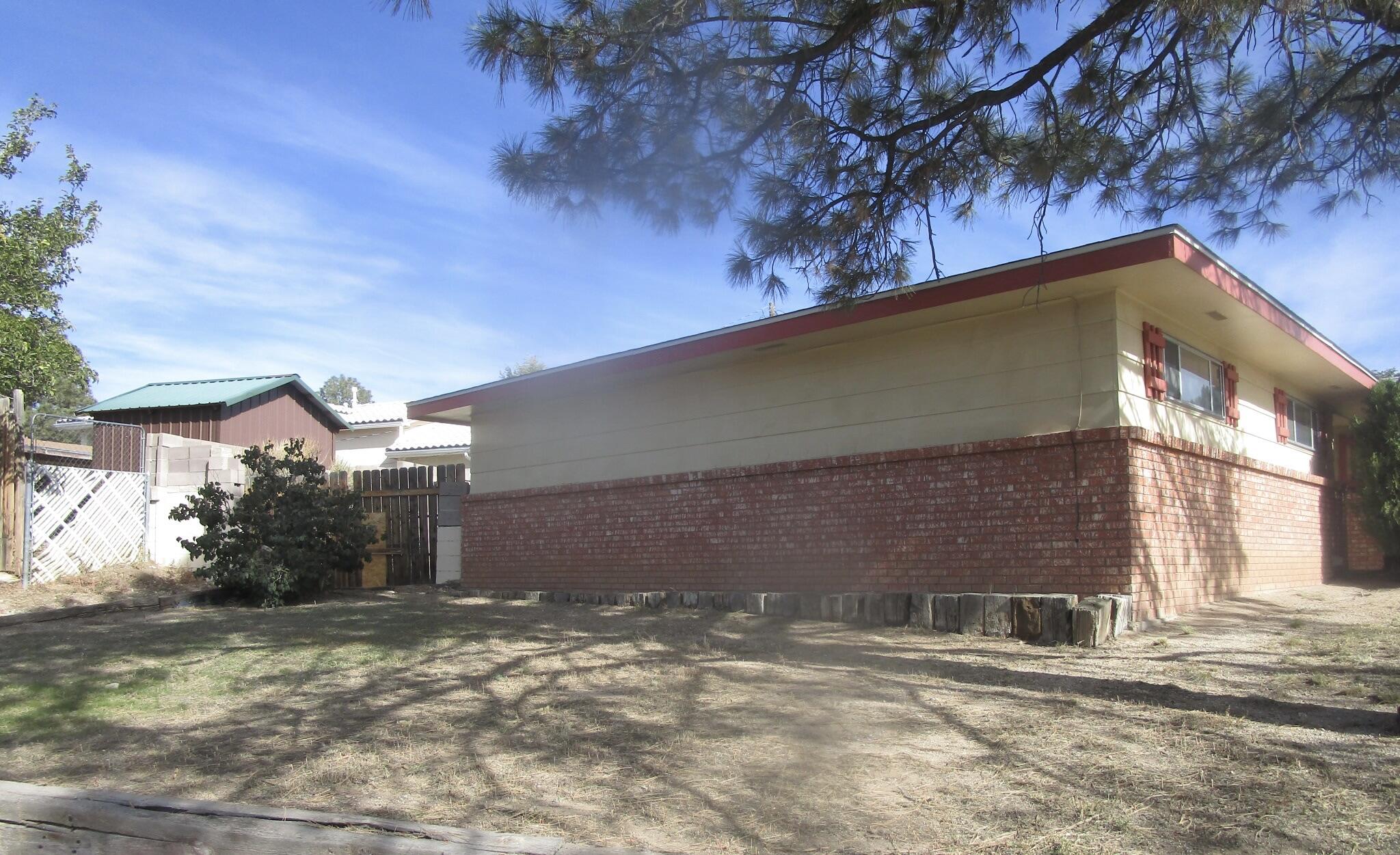 12701 Cloudview Avenue NE