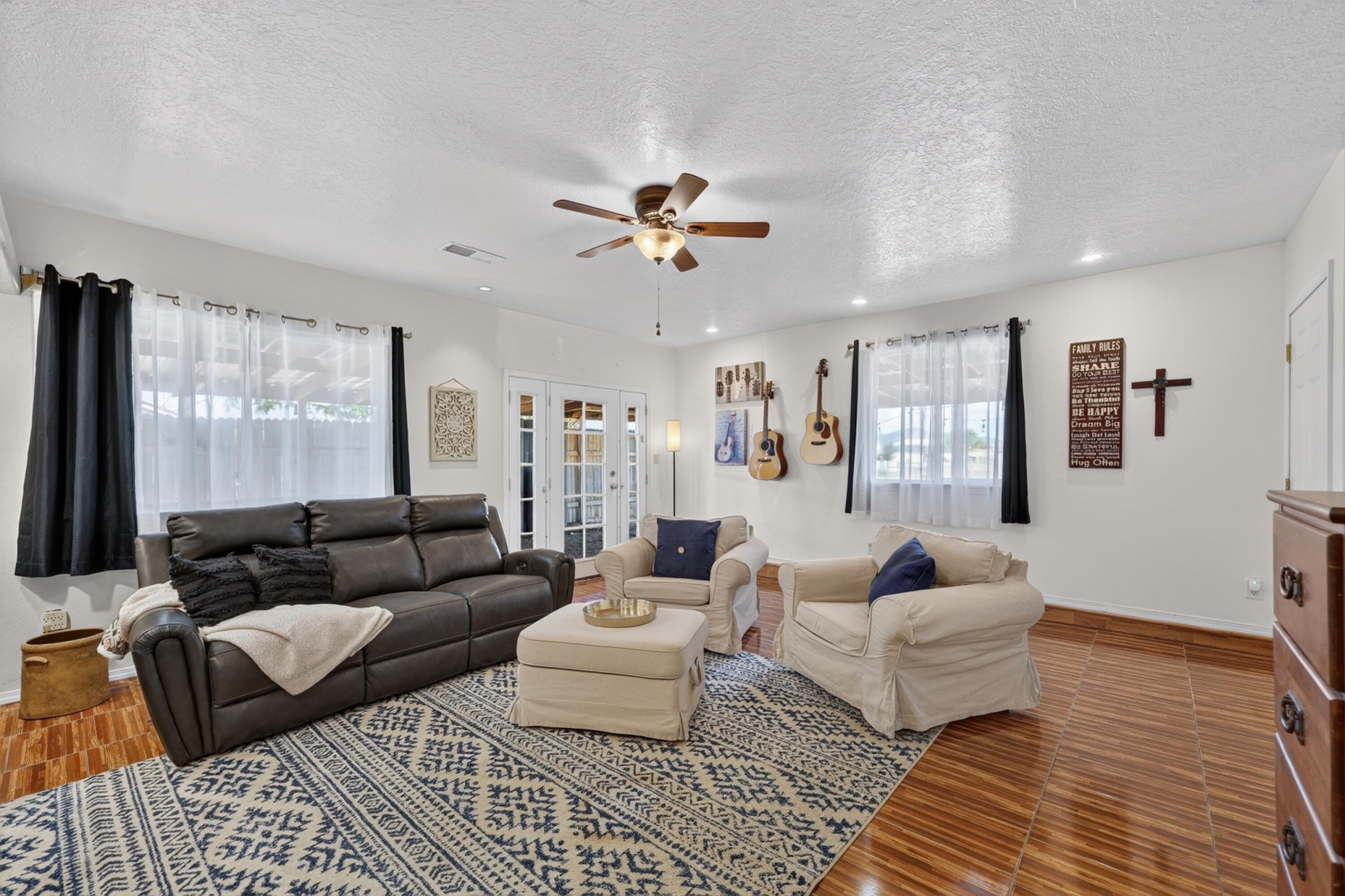 4 Starlight Acres Drive