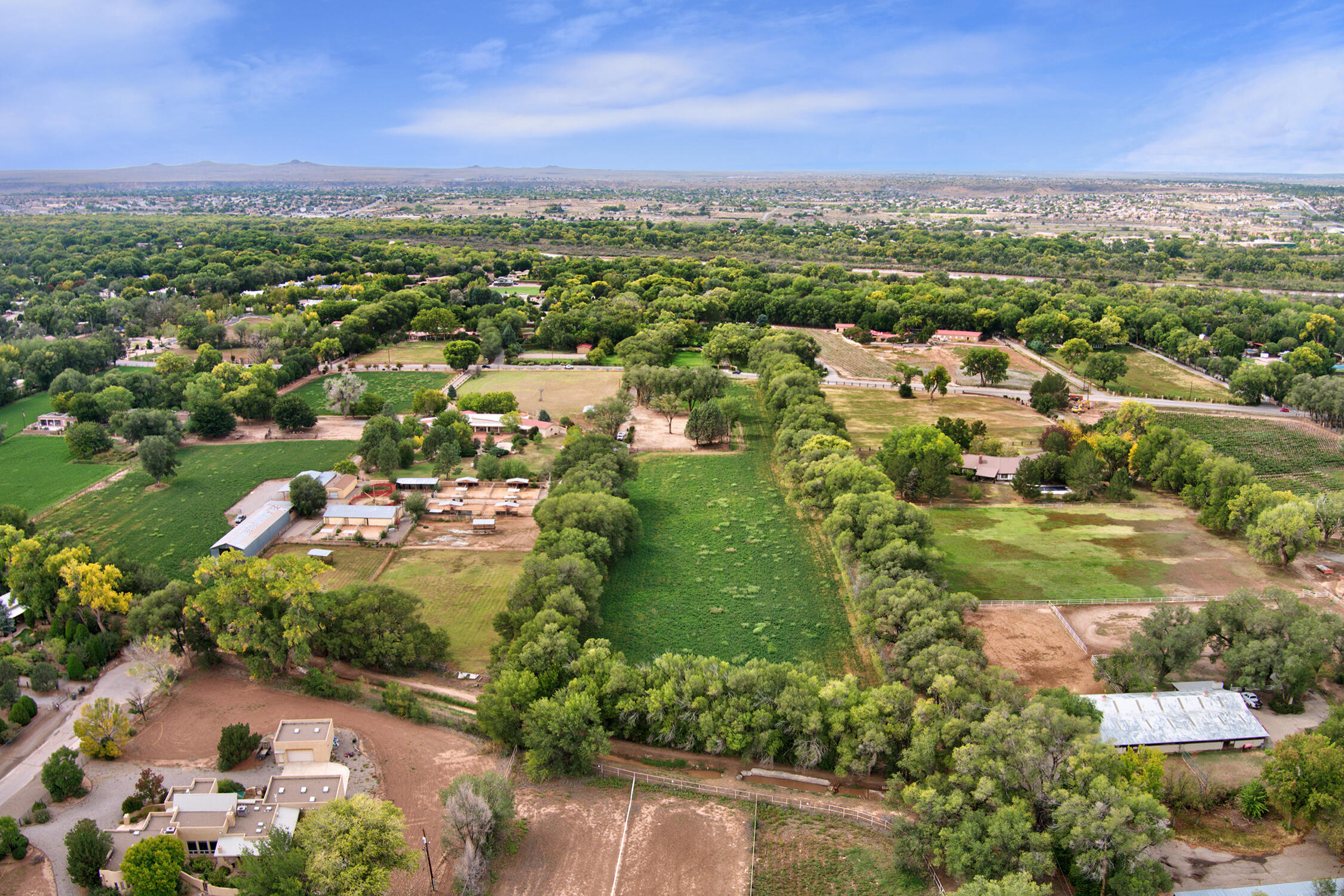 7028 Rio Grande Boulevard, Los Ranchos, New Mexico image 10