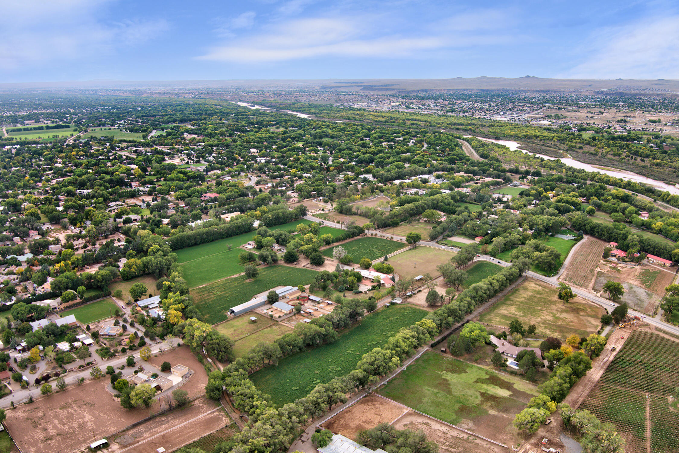 7028 Rio Grande Boulevard, Los Ranchos, New Mexico image 12