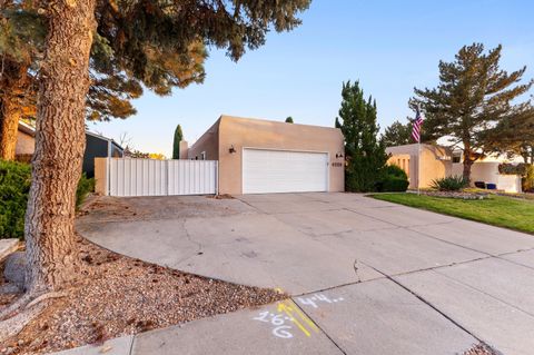 Photo of 9208 Galaxia Way NE, Albuquerque, NM 87111 (MLS # 1093695)